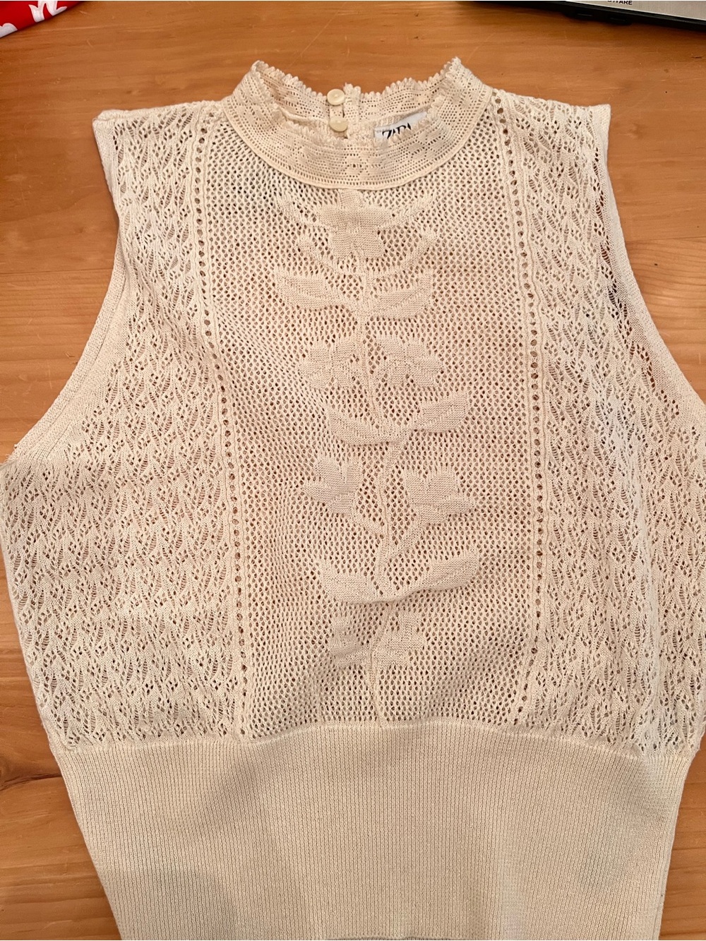 Zara Romantic Pointelle Knit Tank Top Small Open Knit Sweater Floral Cream/